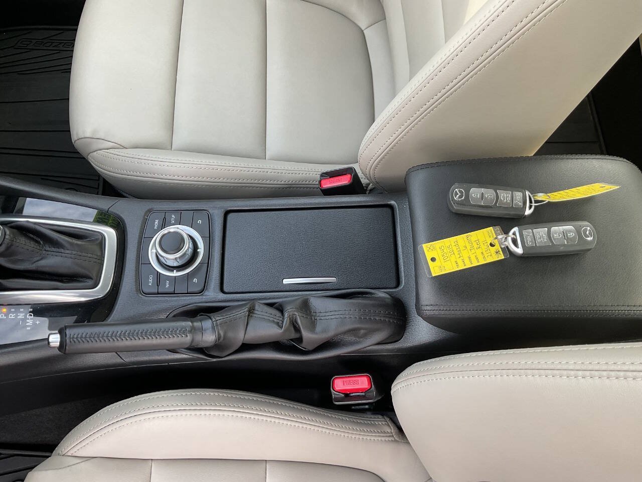 Used 2015 MAZDA MAZDA6 Touring w/ Touring Technology Package FWD image 25