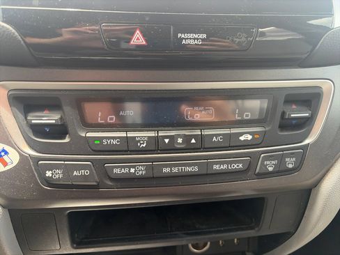 Used 2016 Honda Pilot EX image 16