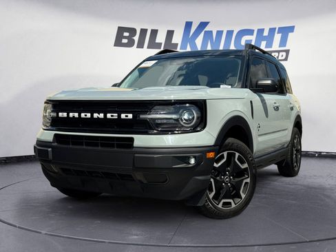 Used 2022 Ford Bronco Sport Outer Banks w/ Tech Package image 1