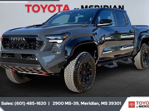 Used 2025 Toyota Tacoma TRD Pro image 10