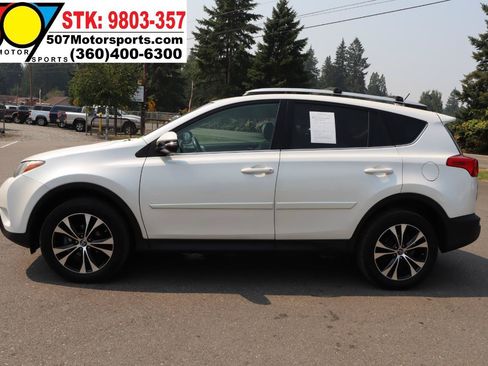 Used 2015 Toyota RAV4 Limited w/ Technology Package AWD/4WD image 5