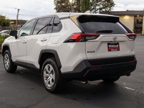 Used 2024 Toyota RAV4 LE image 9