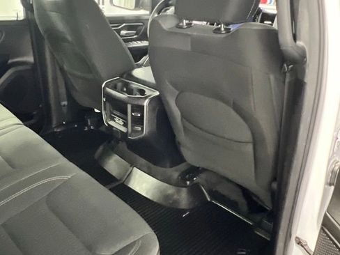 Used 2024 RAM 1500 Big Horn AWD/4WD image 16