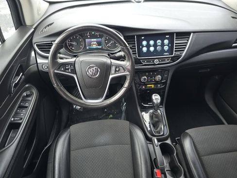Used 2021 Buick Encore Preferred image 22