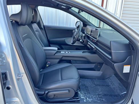 Used 2023 Hyundai Ioniq 6 SEL image 14