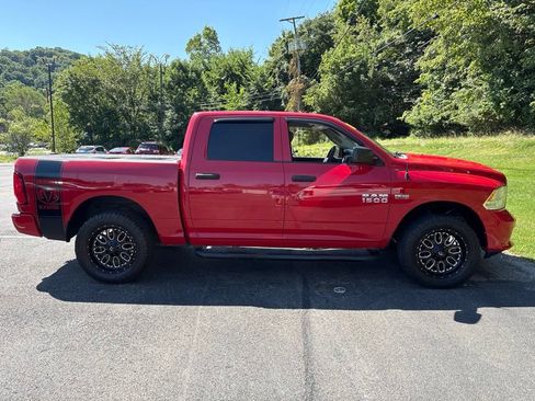Used 2017 RAM 1500 Express AWD/4WD image 6