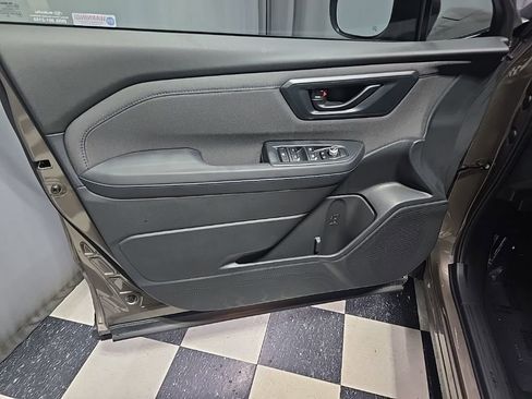 New 2025 Subaru Forester Premium image 17