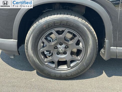 Certified 2025 Honda Pilot TrailSport image 29