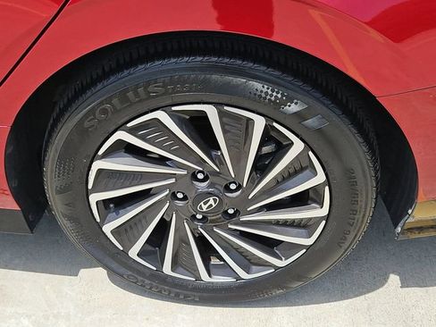 Used 2024 Hyundai Sonata SEL FWD image 8