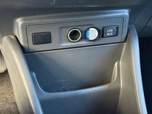 Used 2012 Toyota Prius V Three image 21