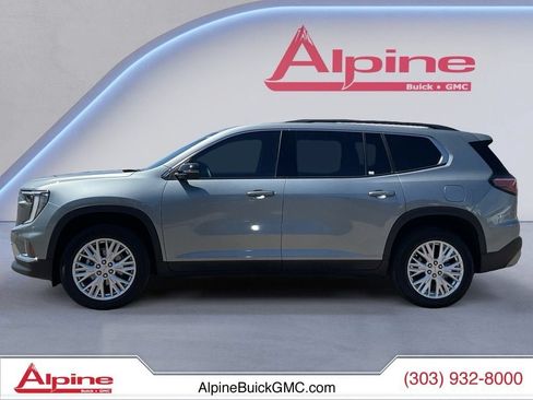 Used 2024 GMC Acadia Elevation AWD/4WD image 2