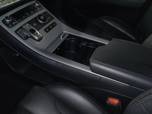 Used 2022 Hyundai Palisade SEL w/ 8P Bench Seat Package FWD image 26