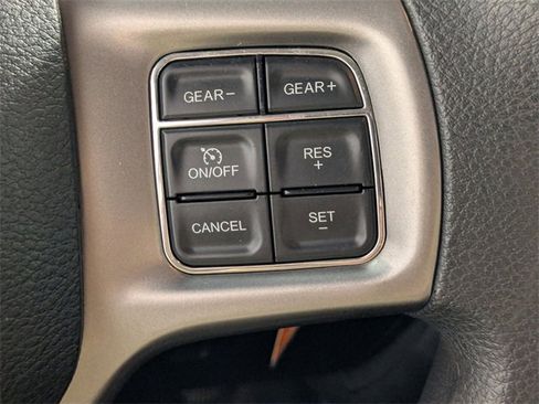 Used 2021 RAM 1500 Classic SLT image 15