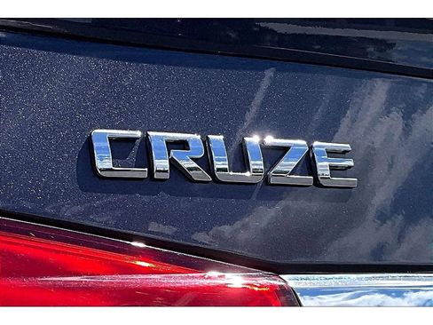 Used 2014 Chevrolet Cruze LTZ w/ RS Package FWD image 10