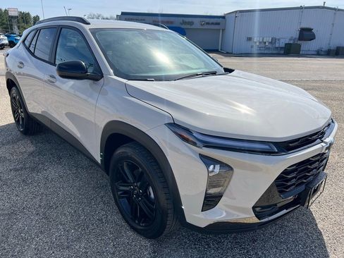 New 2026 Chevrolet Trax ACTIV FWD image 7