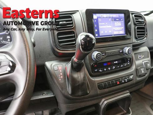 Used 2023 RAM ProMaster 2500 w/ Convenience Group FWD image 11