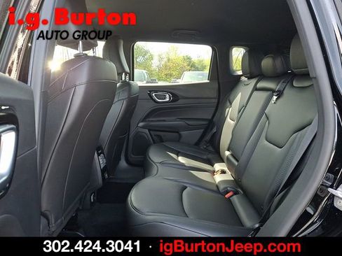 New 2026 Jeep Compass Limited image 6