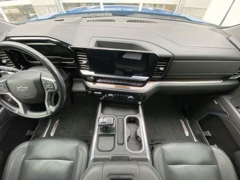 Used 2022 Chevrolet Silverado 1500 RST w/ Convenience Package II image 24