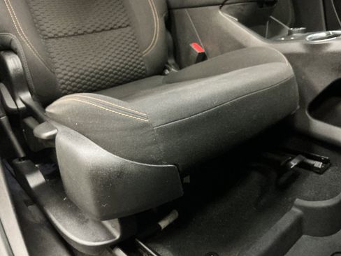 Used 2020 GMC Terrain SLE w/ Driver Convenience Package AWD/4WD image 35