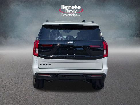 New 2026 Ford Expedition Platinum w/ Stealth Performance Package AWD/4WD image 6