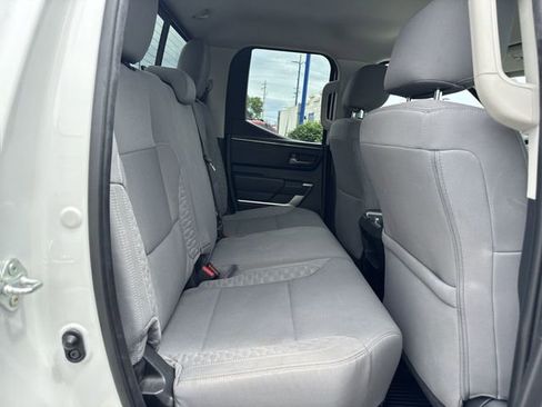 Used 2022 Toyota Tundra SR5 w/ SR5 Convenience Package RWD image 25