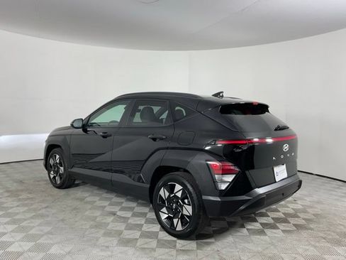 Used 2024 Hyundai Kona SEL FWD image 7