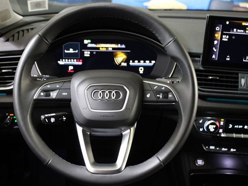 Certified 2025 Audi Q5 2.0T Premium Plus w/ Premium Plus Package image 14