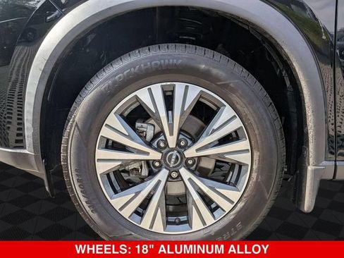 Certified 2022 Nissan Rogue SV w/ SV Premium Package AWD/4WD image 11