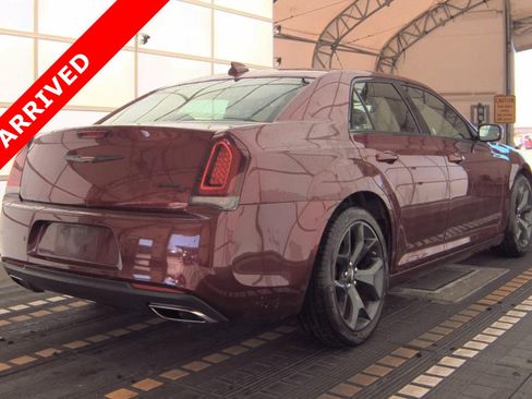 Used 2023 Chrysler 300 S image 3