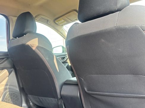 Used 2018 Subaru Crosstrek 2.0i AWD/4WD image 32