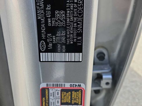 Used 2024 Hyundai Tucson Limited image 25