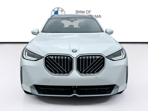 New 2026 BMW X3 xDrive30i w/ Premium Package AWD/4WD image 2