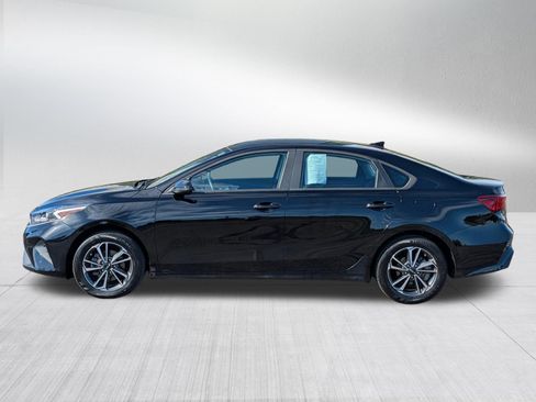 Certified 2024 Kia Forte LXS w/ LXS Technology Package FWD image 4