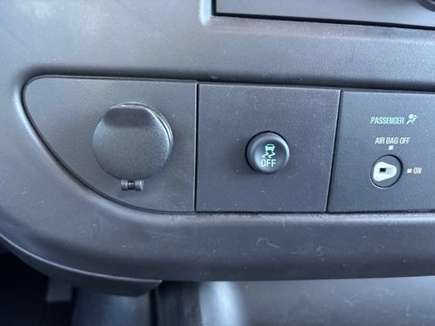 New 2025 GMC Savana 3500 w/ Power Convenience Package RWD image 7