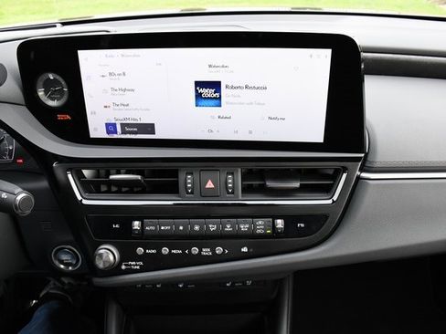 New 2025 Lexus ES 350 350 image 15