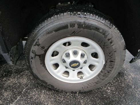 Used 2024 Chevrolet Silverado 3500 W/T w/ WT Convenience Package image 9