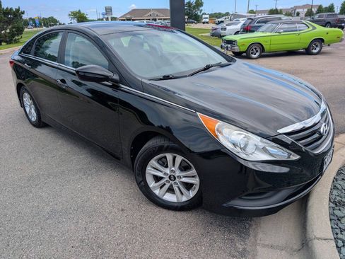 Used 2014 Hyundai Sonata GLS FWD image 3