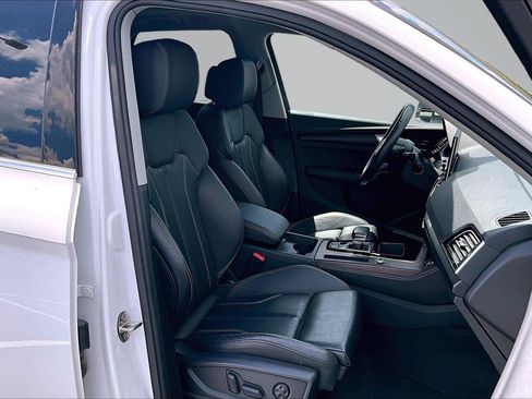 Used 2024 Audi Q5 2.0T Premium Plus AWD/4WD image 8