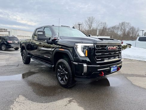 Used 2024 GMC Sierra 3500 AT4 w/ AT4 Premium Plus Package image 8