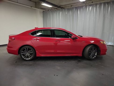 Used 2019 Acura TLX 3.5L Technology Pkg w/A-Spec P image 9