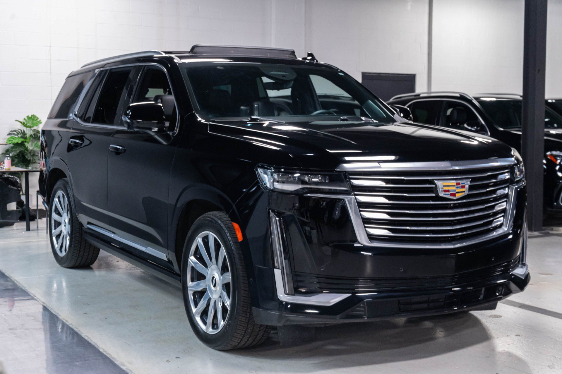 Used 2024 Cadillac Escalade Premium Luxury Platinum AWD/4WD image 78
