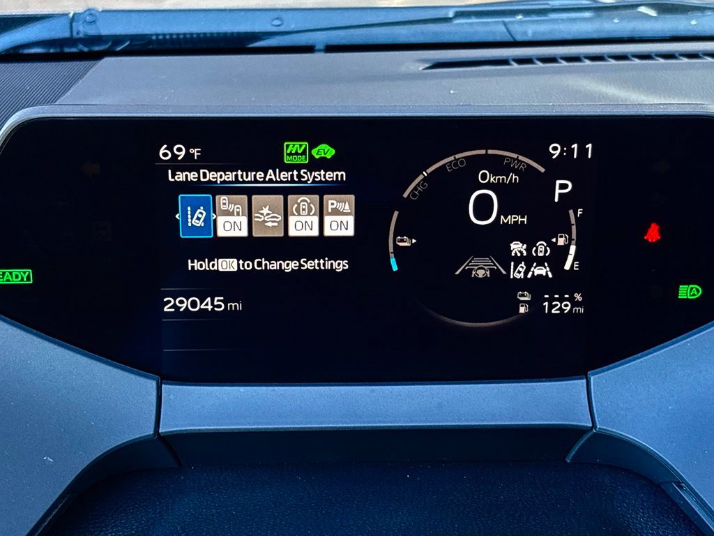 Used 2024 Toyota Prius Prime FWD image 25