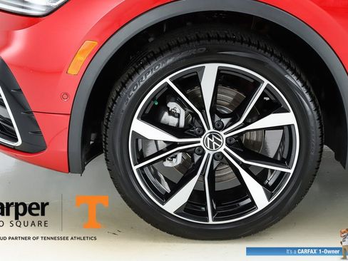 Used 2024 Volkswagen Tiguan SEL R-Line image 45