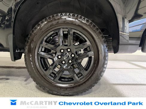 Used 2026 Chevrolet Silverado 1500 Custom w/ Turbomax Blackout Package AWD/4WD image 27