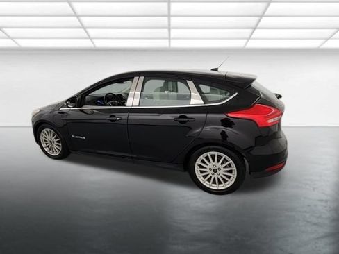 Used 2017 Ford Focus Electric Hatchback FWD image 6