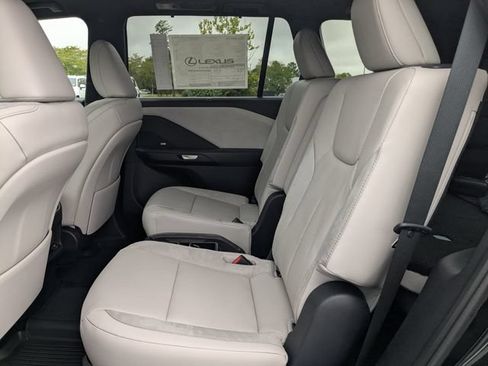 Used 2026 Lexus TX 350 AWD w/ Technology Package image 13