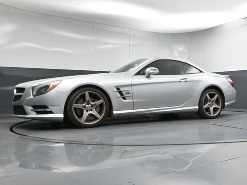 Used 2013 Mercedes-Benz SL 550 image 22