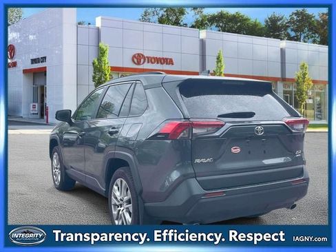 Used 2023 Toyota RAV4 XLE Premium AWD/4WD image 8