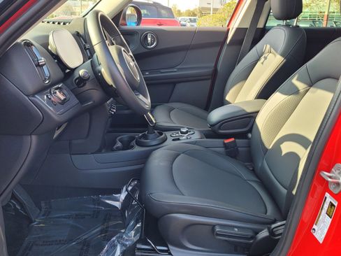 Used 2024 MINI Cooper Countryman image 10