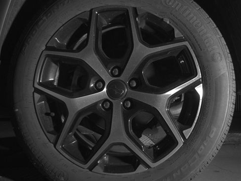 Used 2025 Jeep Compass Limited image 14